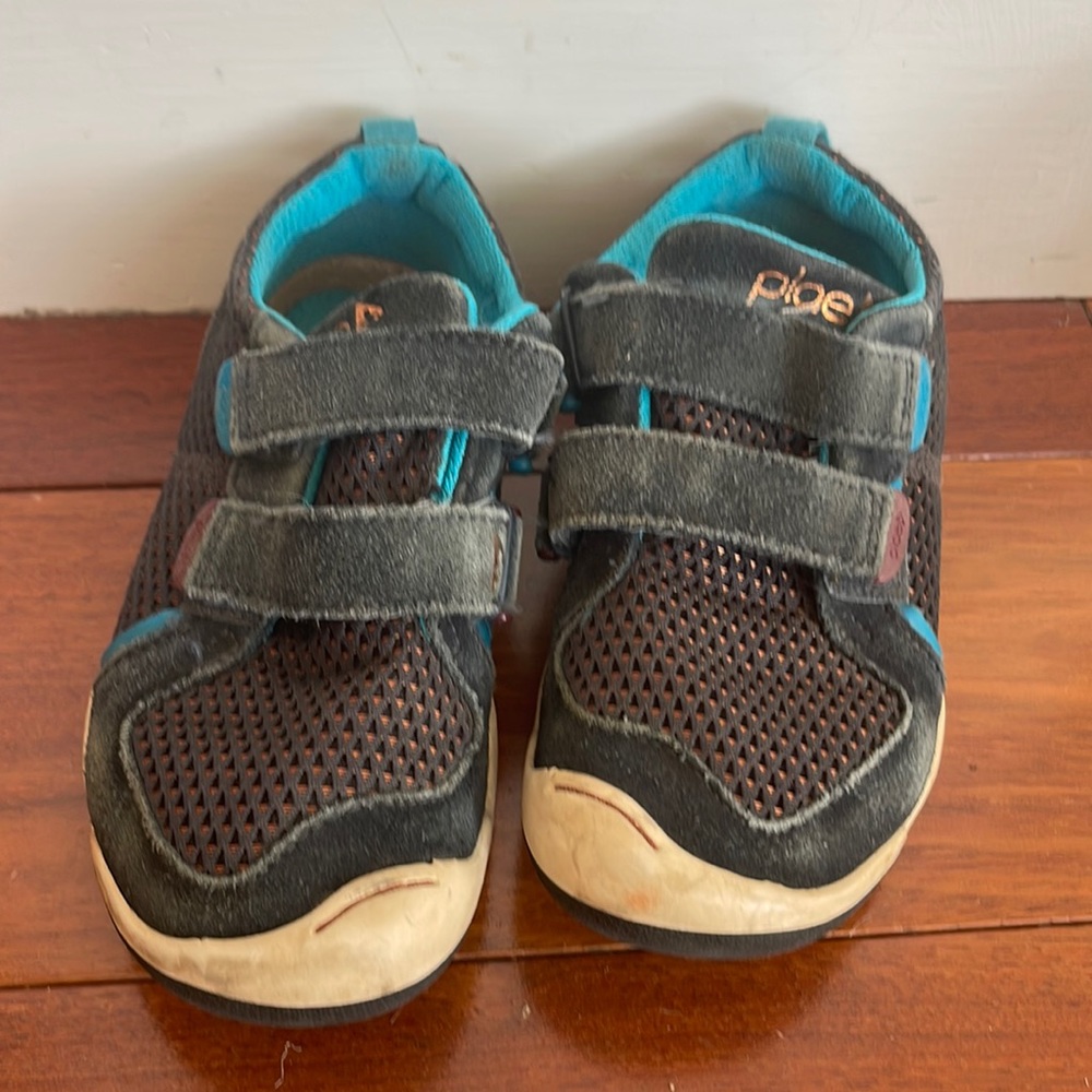 Plae Ty sneakers size 12.5